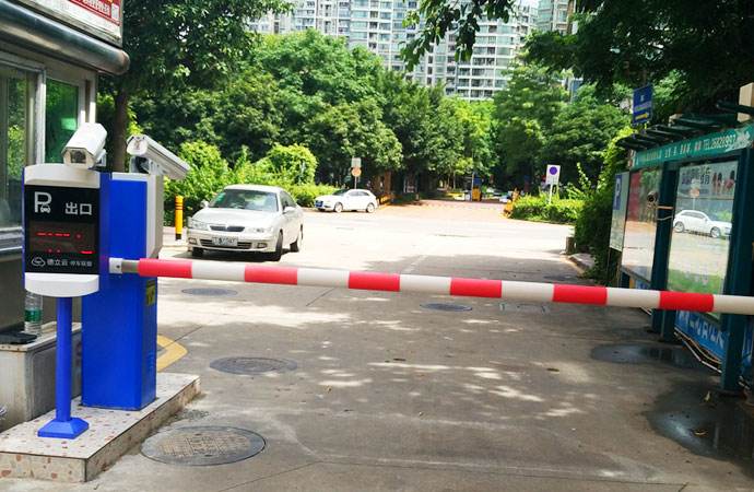 云平臺(tái)停車場管理系統(tǒng)優(yōu)點(diǎn)